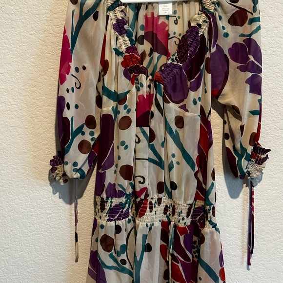 Marciano Multi Color Puffy Sleeve Silk Blouse Size SP - Picture 3 of 6